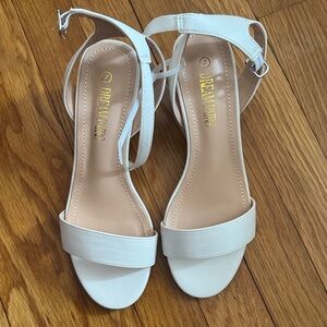 Dream Pairs Elegant White Heels